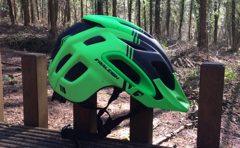 VCSE reviews – Raleigh Magni MTB helmet 